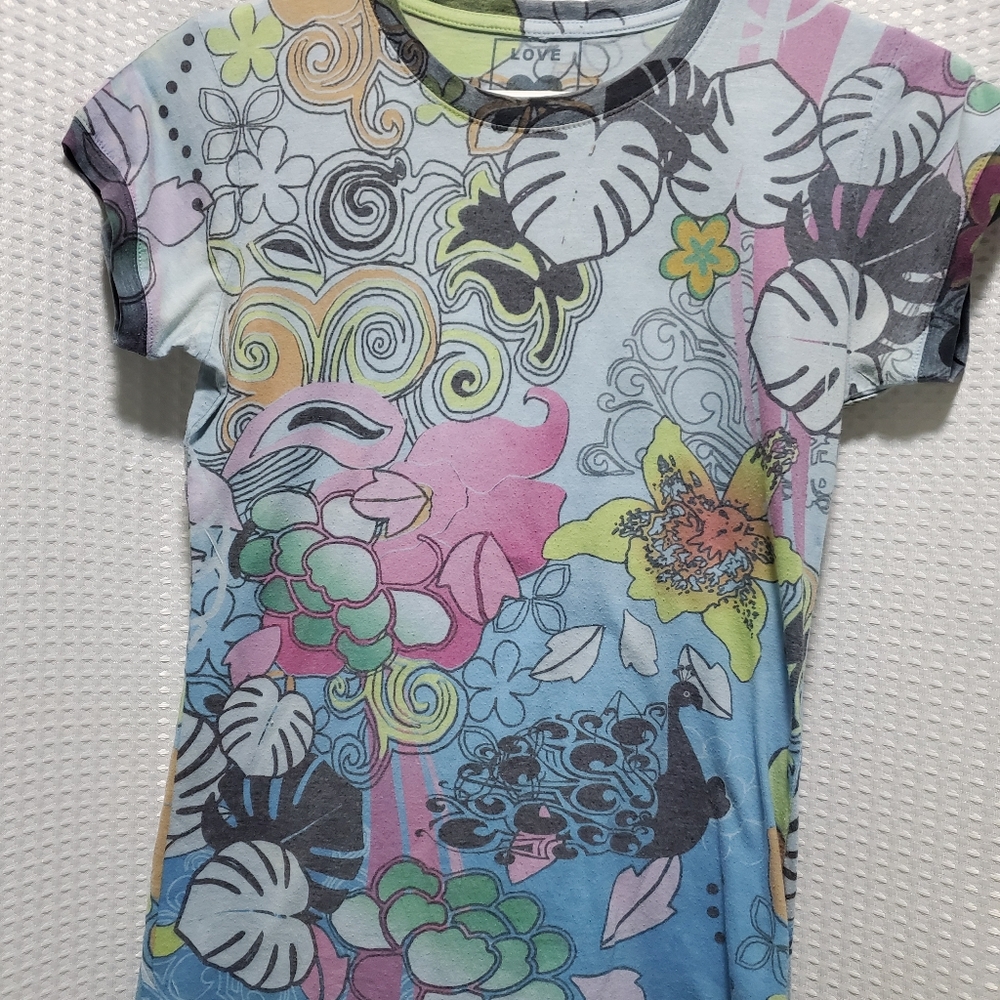 LOVE colorful cotton tee shirt 💗